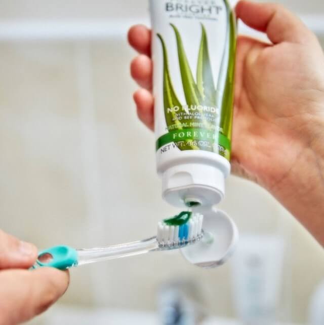 خمیر دندان فوراور